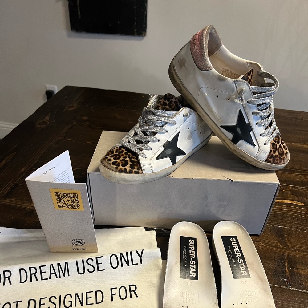Size 36 golden goose used condition superstars